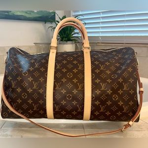 Louis Vuitton Keepall Bandoulière 50 NWT